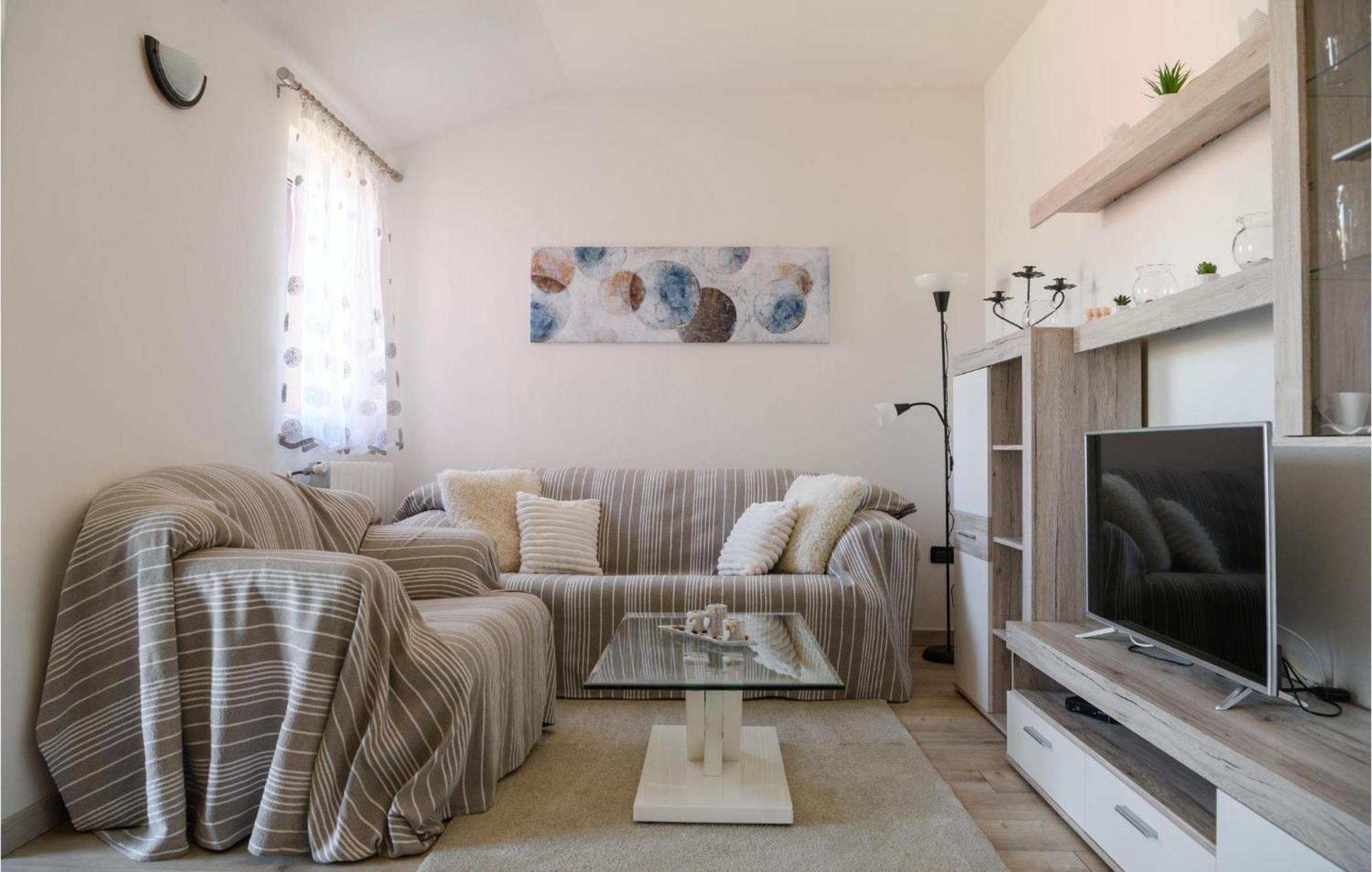 5 Bedroom Stunning Home In Labin Rasa Exterior photo